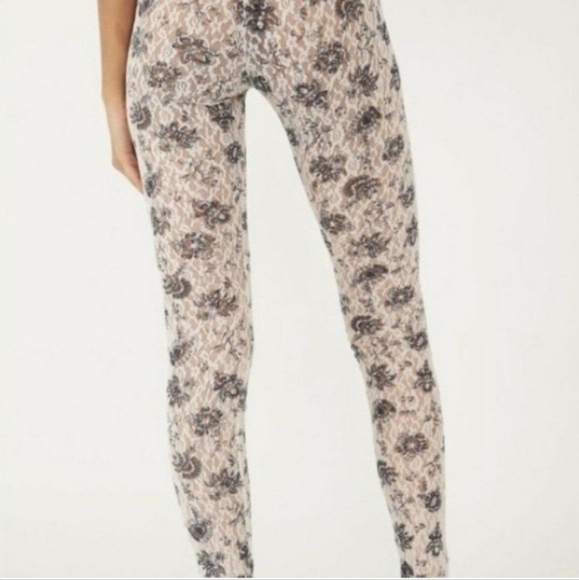 Free People Floral Black and white lace leggings womens medium - Picture 5 of 5
